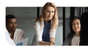 Three consultants advise on omnichannel fulfillment strategy and roadmapping.