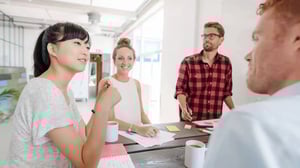 bg-office-group-of-people-talking